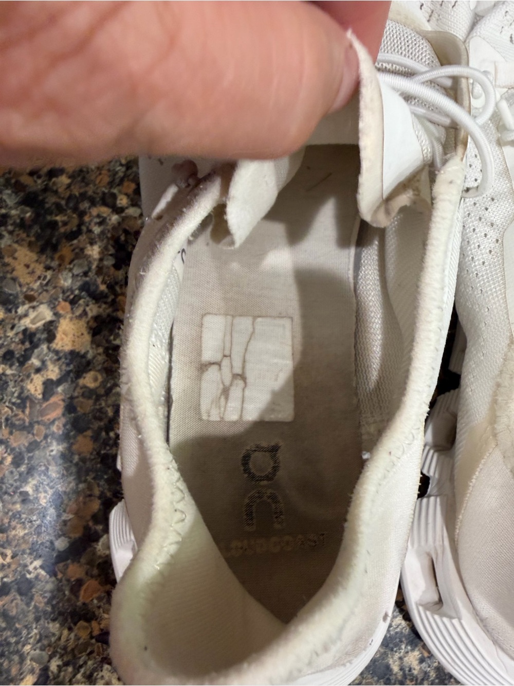 On Running Women's Cloudswift White Running Shoes 7.5 - Picture 9 of 13